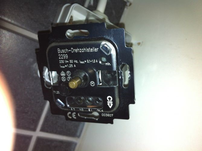 Villavent ventilator bryter