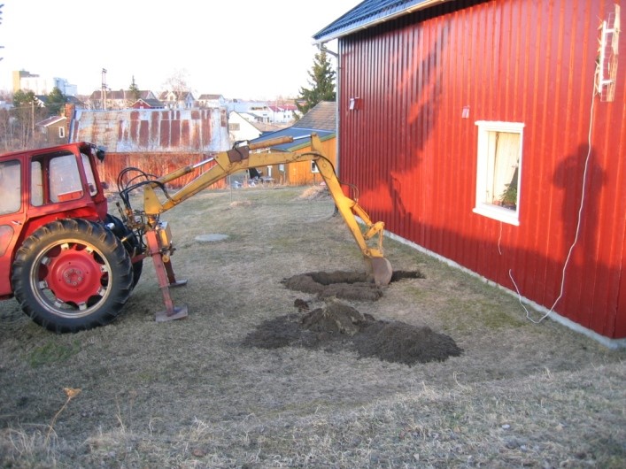 sandhaug: Gjør det selv totalrenovering av hus fra 1933 - 2005_04_02.JPG - sandhaug