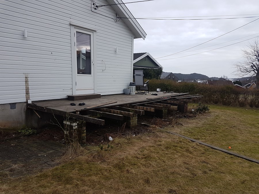 torjusan: Ny terrasse med nedfelt basseng - 20170226_150900.jpg - torjusan