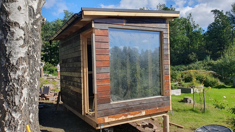 Bygger badstu på støpte påler fra bunn - 20230817_155308.jpg - Jenzn