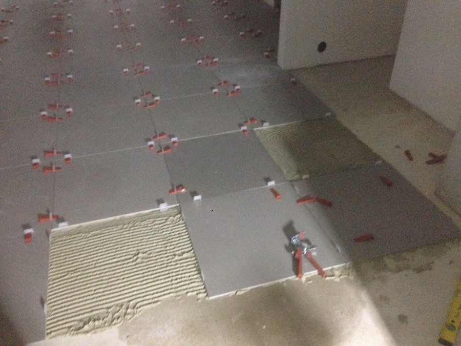 PROSJEKT #10 - Flislegge gulvet på gangen. - 2013-12-01 00.00.31.jpg - stefanvh