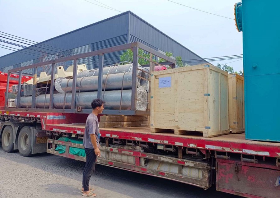 The Best Way To Properly Work With A Tyre Pyrolysis Project Report - BLJ-16 Tyre Pyrolysis Plant Shipped to Sudan.jpg - bestonmachinery